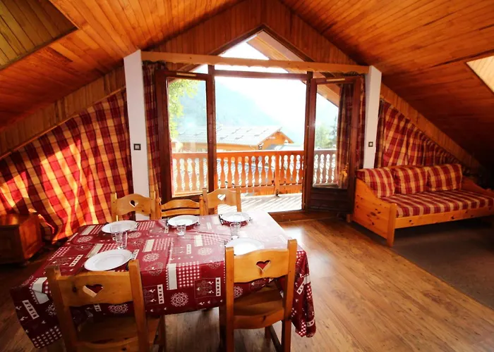 Le Centre - 4 Pieces Pour 8 Personnes Mae-3294